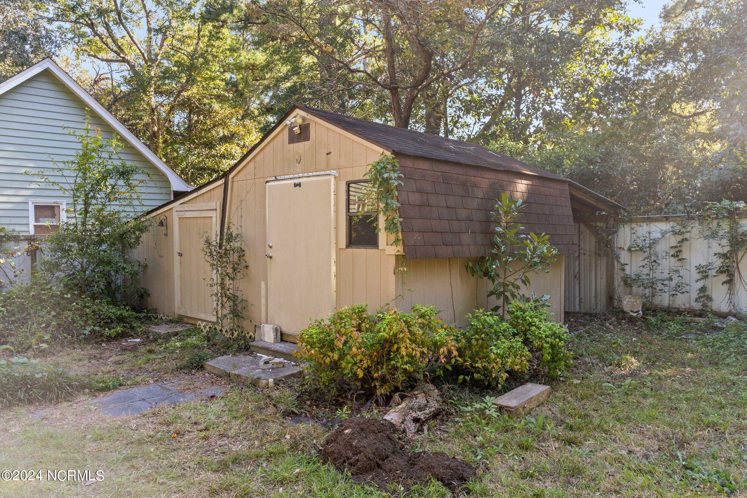 5114 Peden Point Road Wilmington, NC 28409 - Photo 24 of 38 Wired Workshops