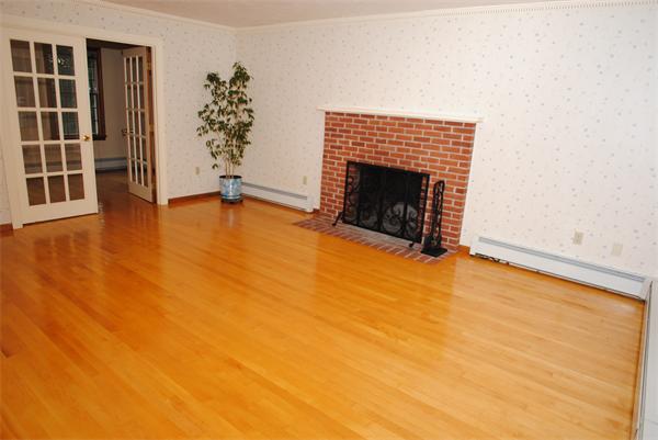 94 Anderson Road Marlborough, MA 01752 - Photo 7 of 22 Gallery Image 7