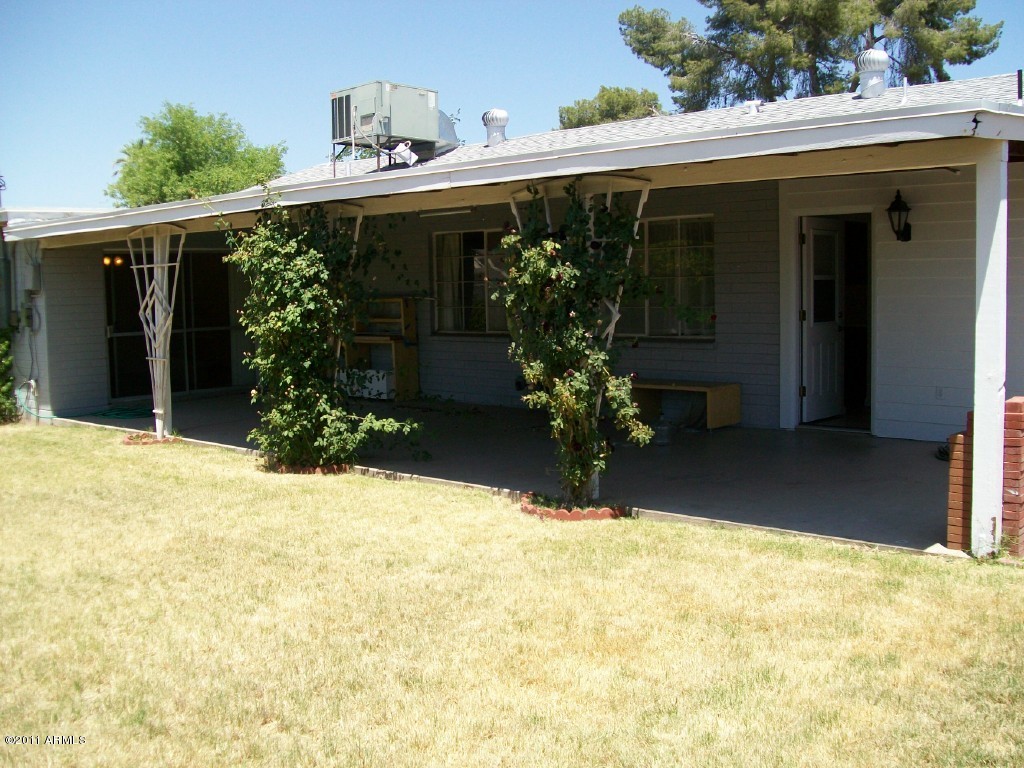 809 East Rovey Avenue Phoenix, AZ 85014 - Photo 8 of 9 backyard