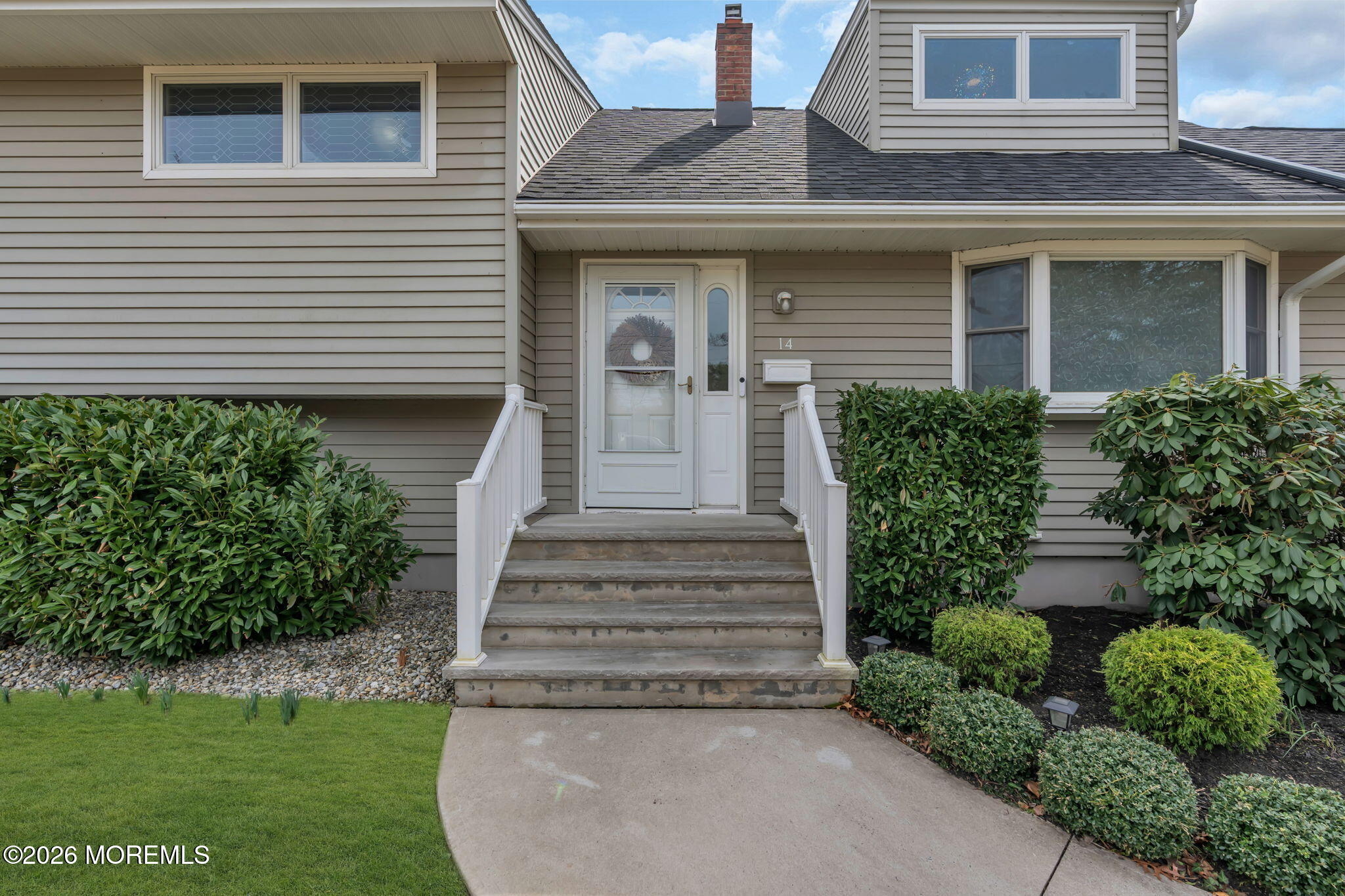 14 Riveredge Road Tinton Falls, NJ 07724 - Photo 10 of 32 entrance