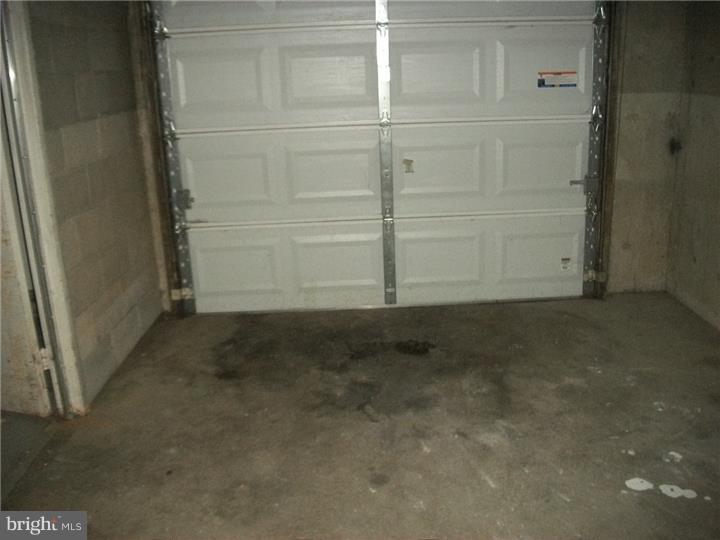 1656 Powell Road Brookhaven, PA 19015 - Photo 8 of 12