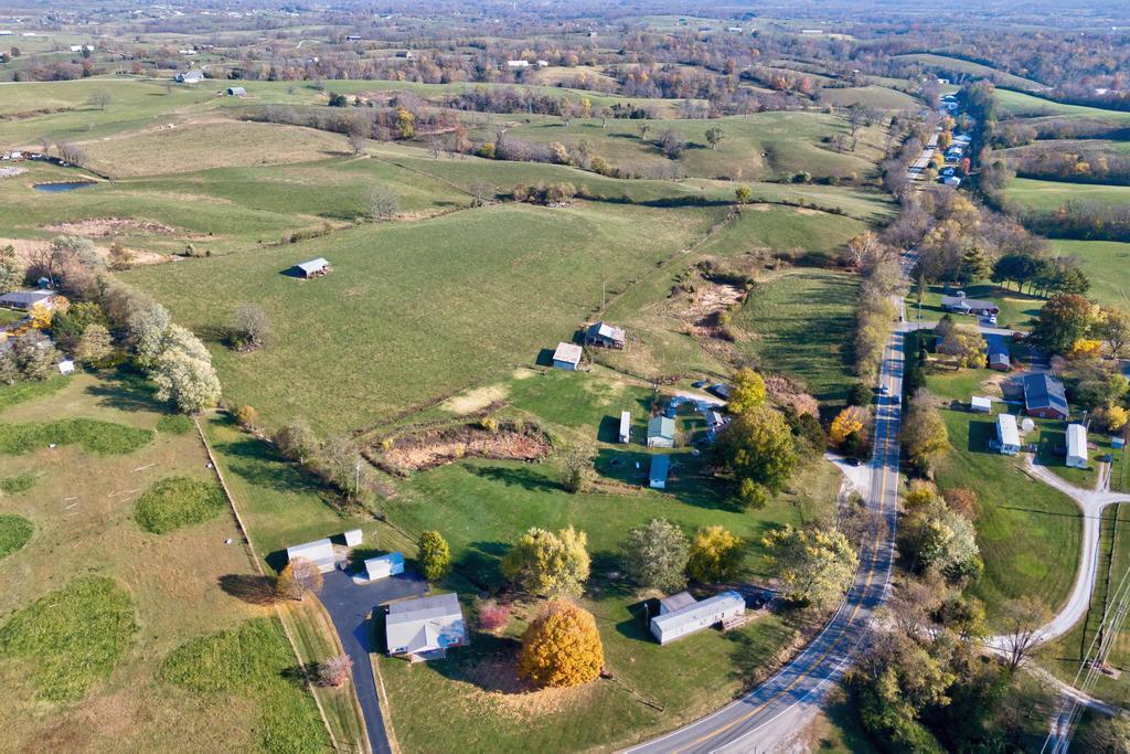 3233 Levee Road Mount Sterling, KY 40353 - Photo 8 of 16 DJI_20241030035633_0002_D_-2_-3