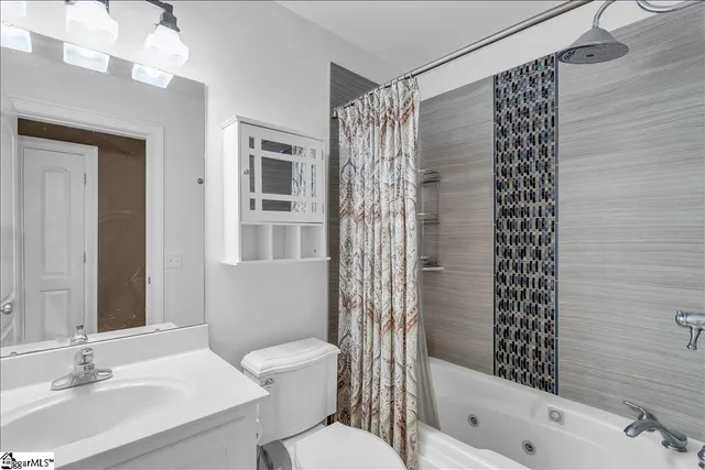 $407,900 | 14 Manorwood Court, Simpsonville, SC 29681