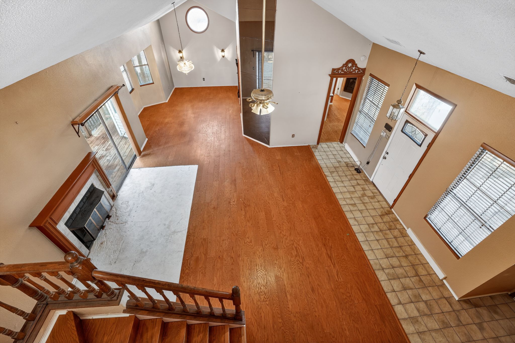 2113 Cervin Boulevard Austin, TX 78728 - Photo 8 of 27 Entryway and living room from the loft