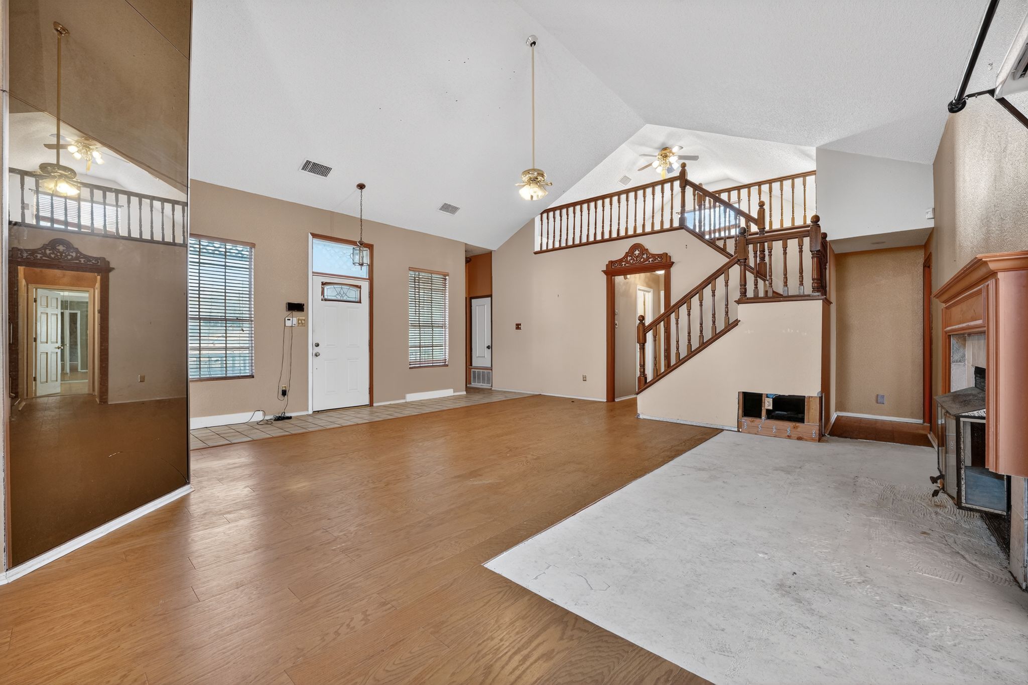 2113 Cervin Boulevard Austin, TX 78728 - Photo 9 of 27