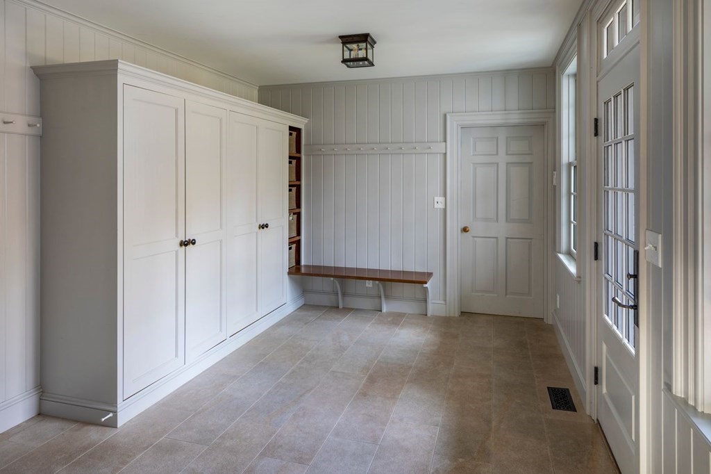 401 Sandy Valley Road Westwood, MA 02090 - Photo 17 of 26