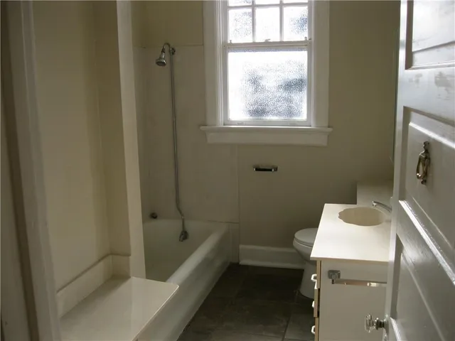 $2,850 | 542 Lowerline Street, New Orleans, LA 70118