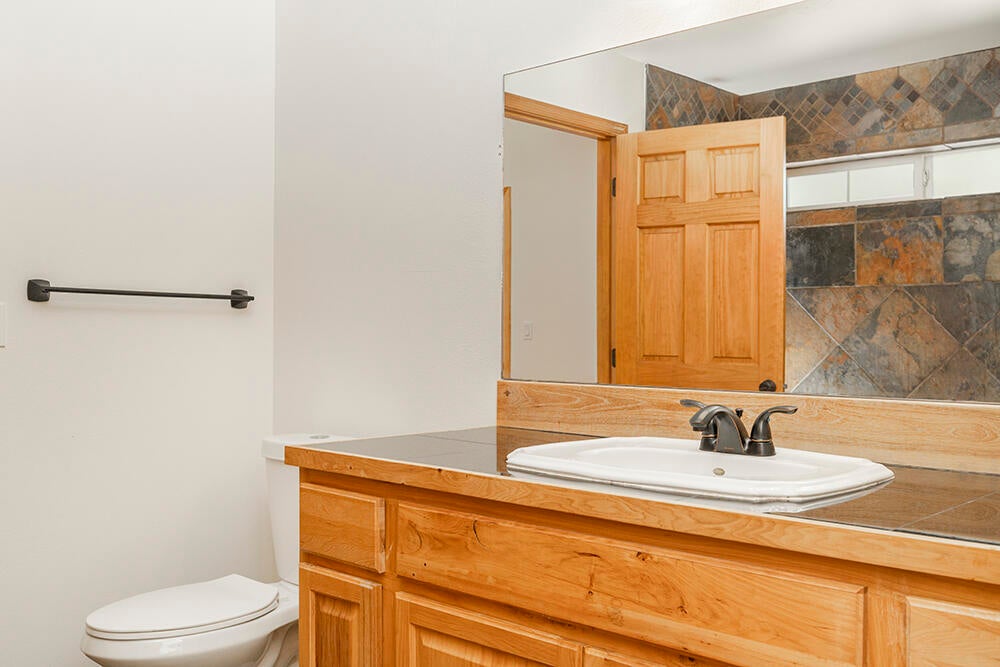 12959 Water Gap Road Williams, OR 97544 - Photo 23 of 51 23