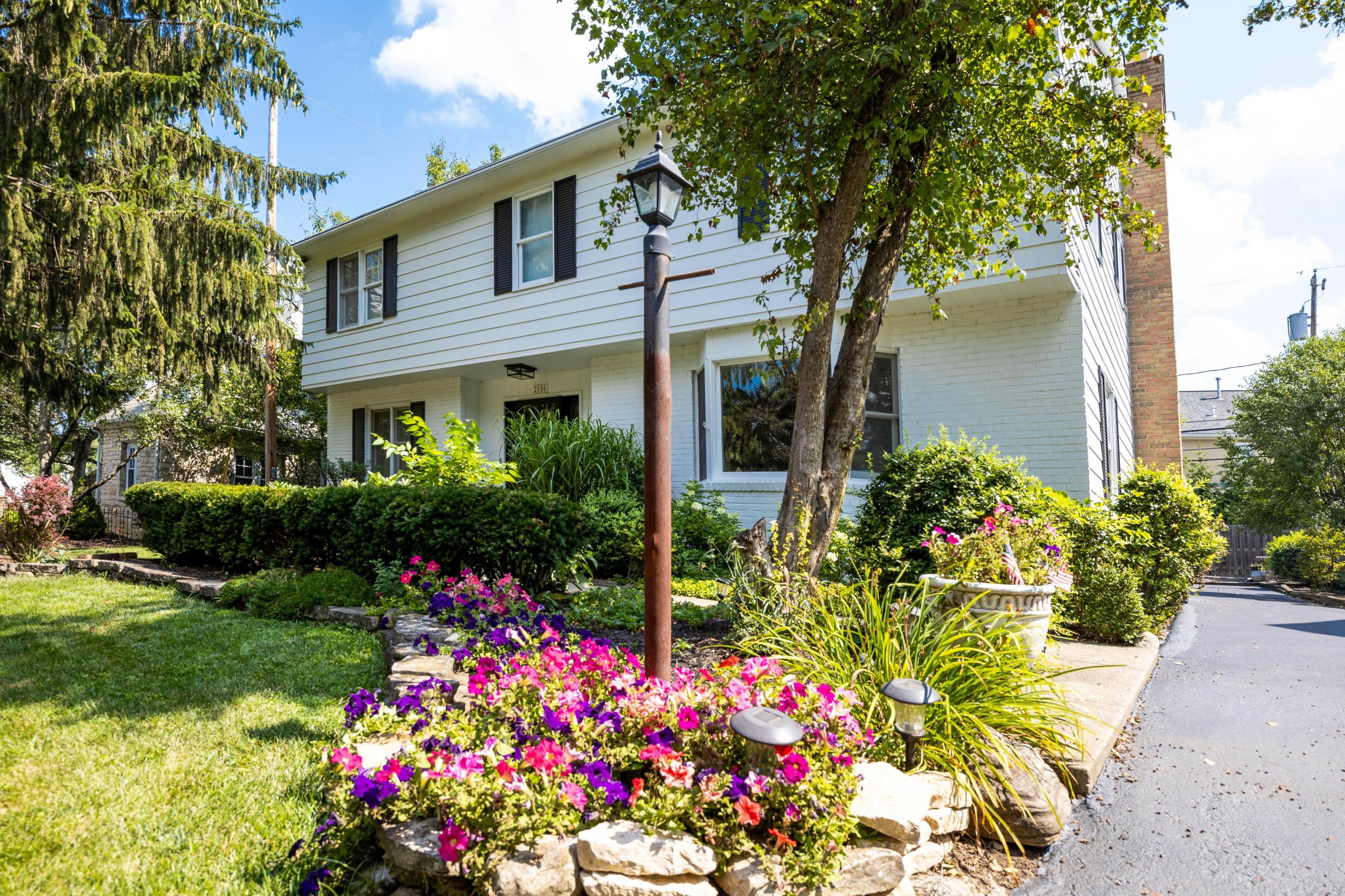 2156 Elgin Road Columbus, OH 43221 - Photo 2 of 62