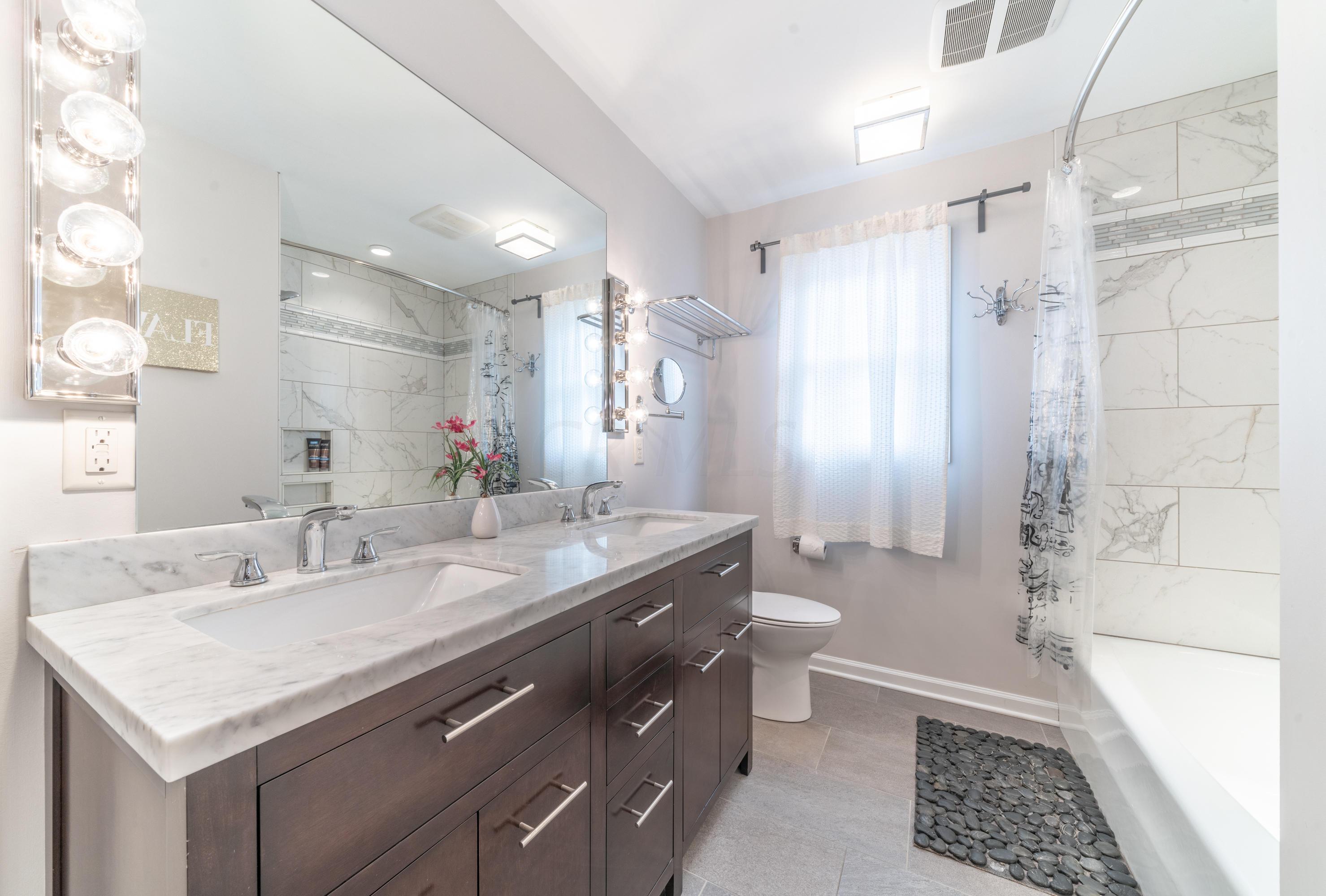 2156 Elgin Road Columbus, OH 43221 - Photo 34 of 62