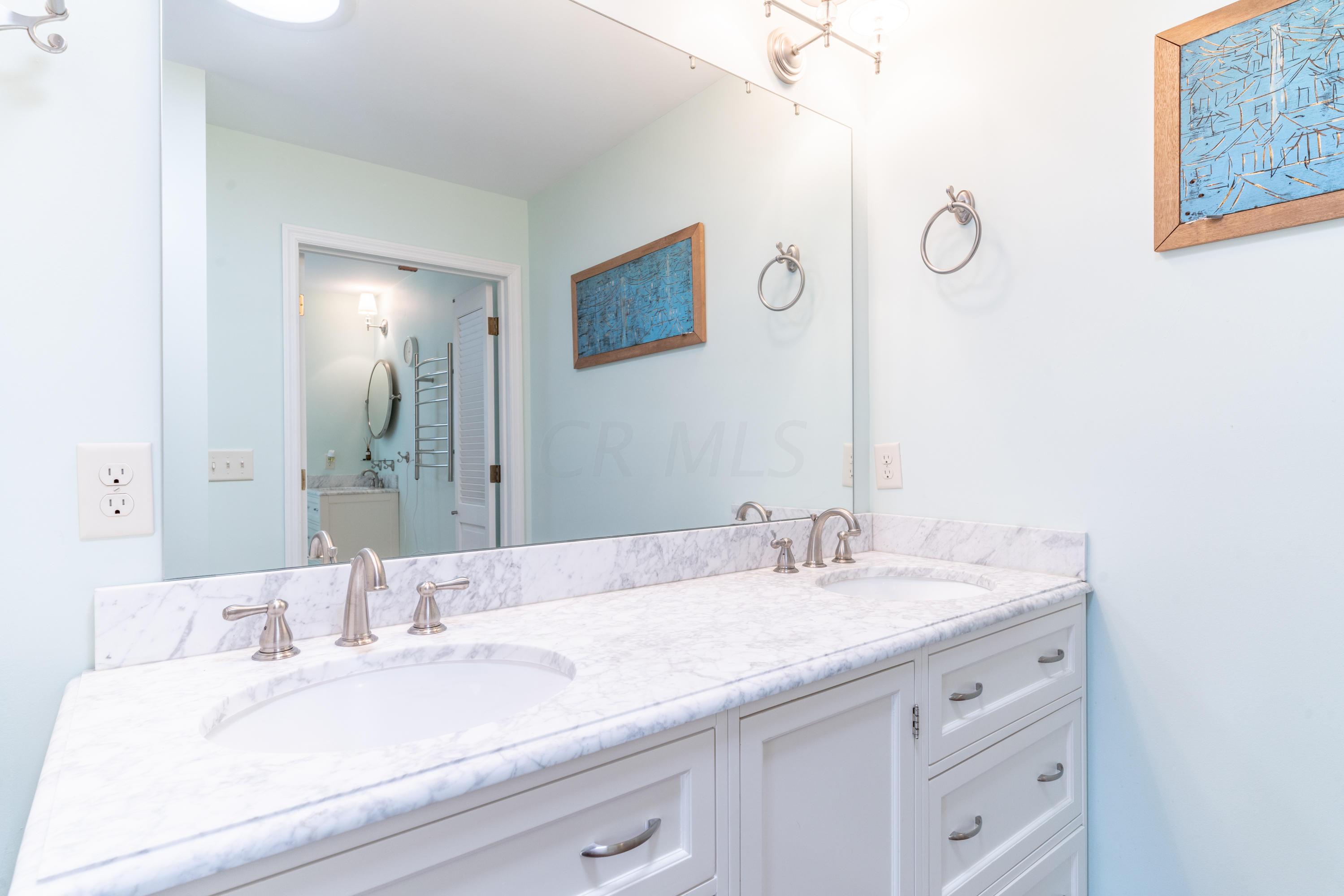 2156 Elgin Road Columbus, OH 43221 - Photo 43 of 62