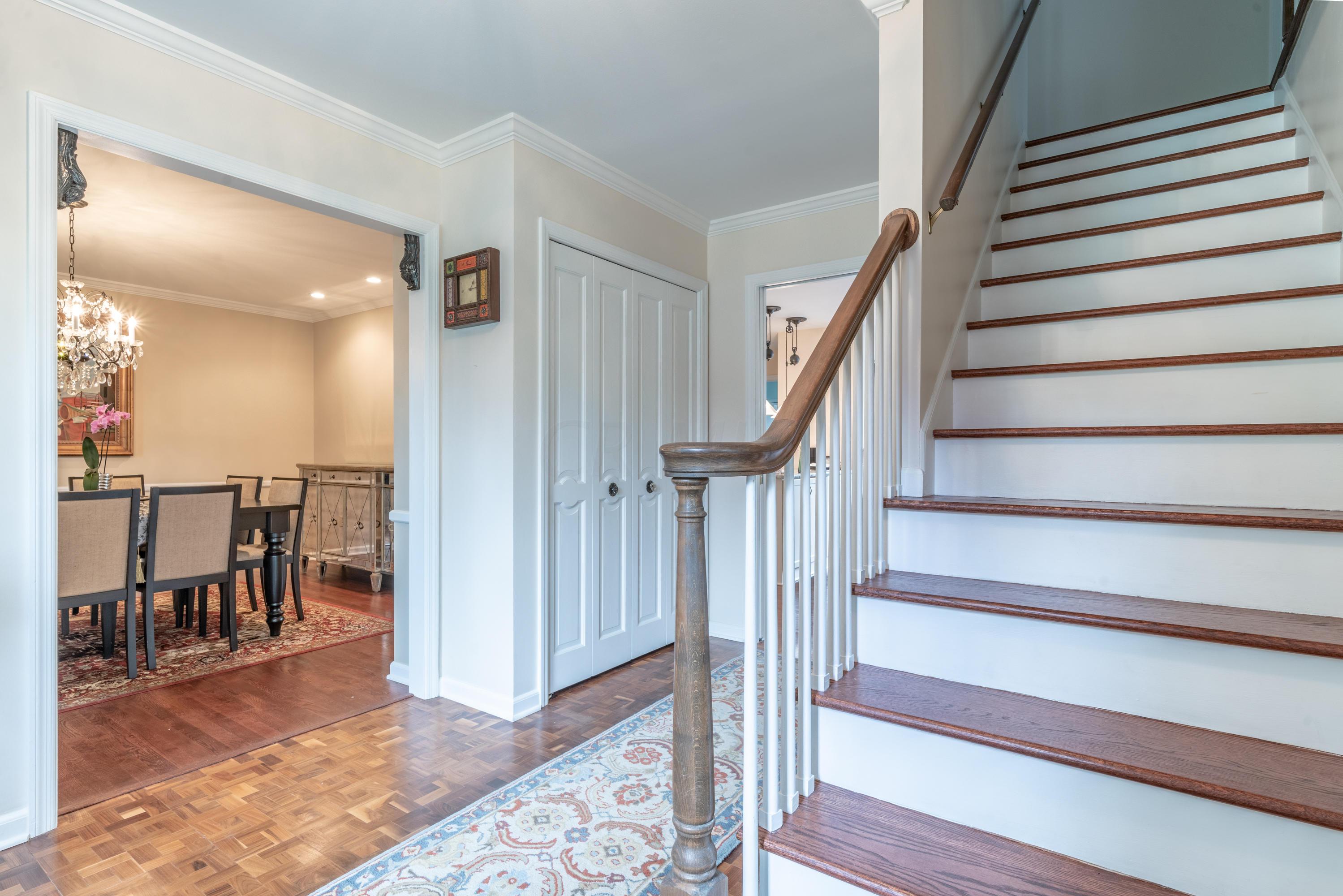 2156 Elgin Road Columbus, OH 43221 - Photo 5 of 62