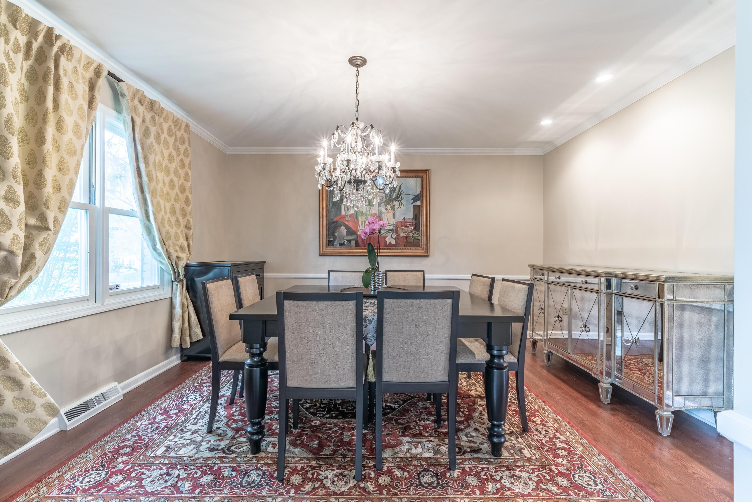 2156 Elgin Road Columbus, OH 43221 - Photo 6 of 62