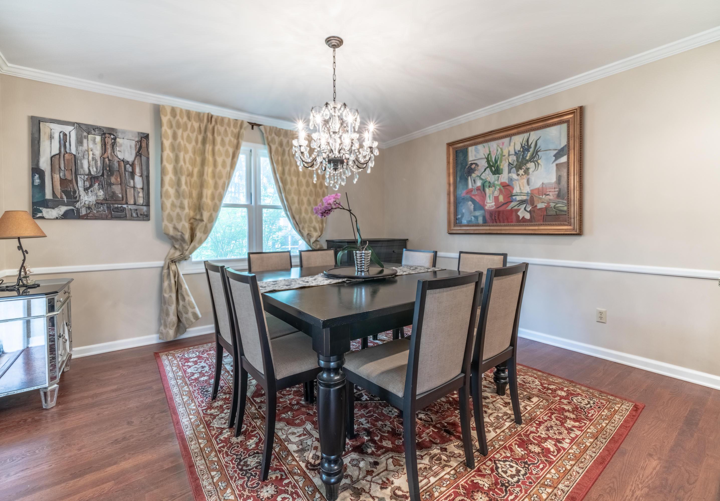 2156 Elgin Road Columbus, OH 43221 - Photo 7 of 62