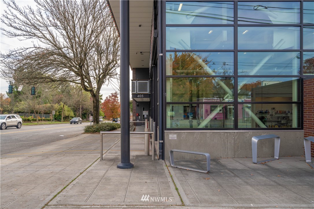 423 Martin Luther King Jr Way South, Unit A Seattle, WA 98144 - Photo 28 of 31 a view of a brick house with a outdoor space