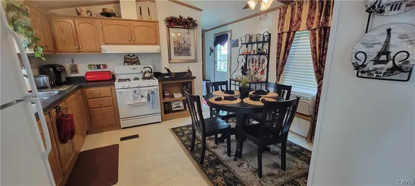 $194,900 | 105 Pray Road, Unit 101, Lisbon, NY 13669