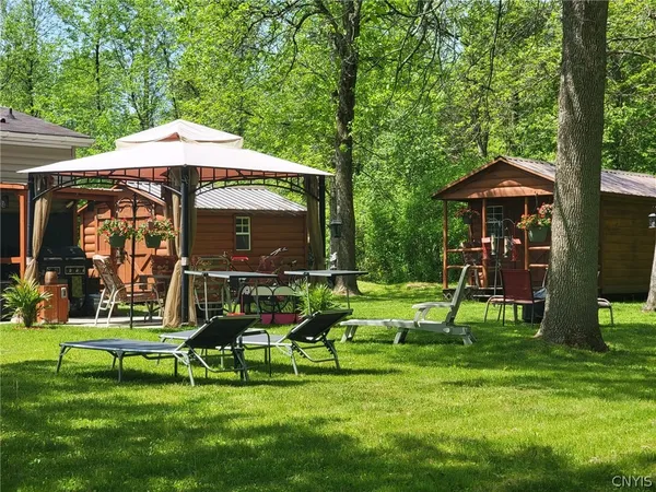 $194,900 | 105 Pray Road, Unit 101, Lisbon, NY 13669