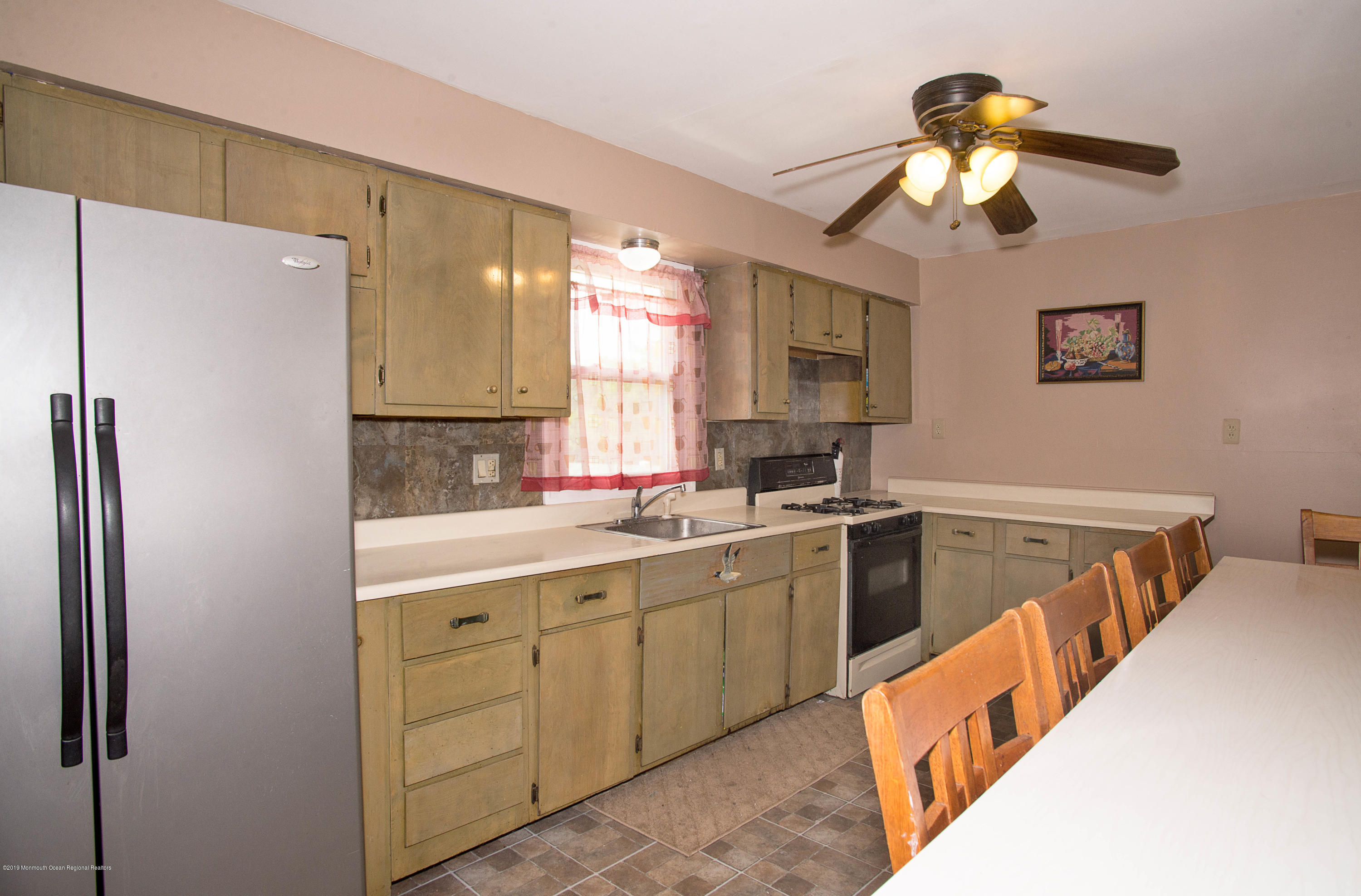 734 Hardean Road Brick, NJ 08724 - Photo 3 of 21 _RMJ7006 kitchen