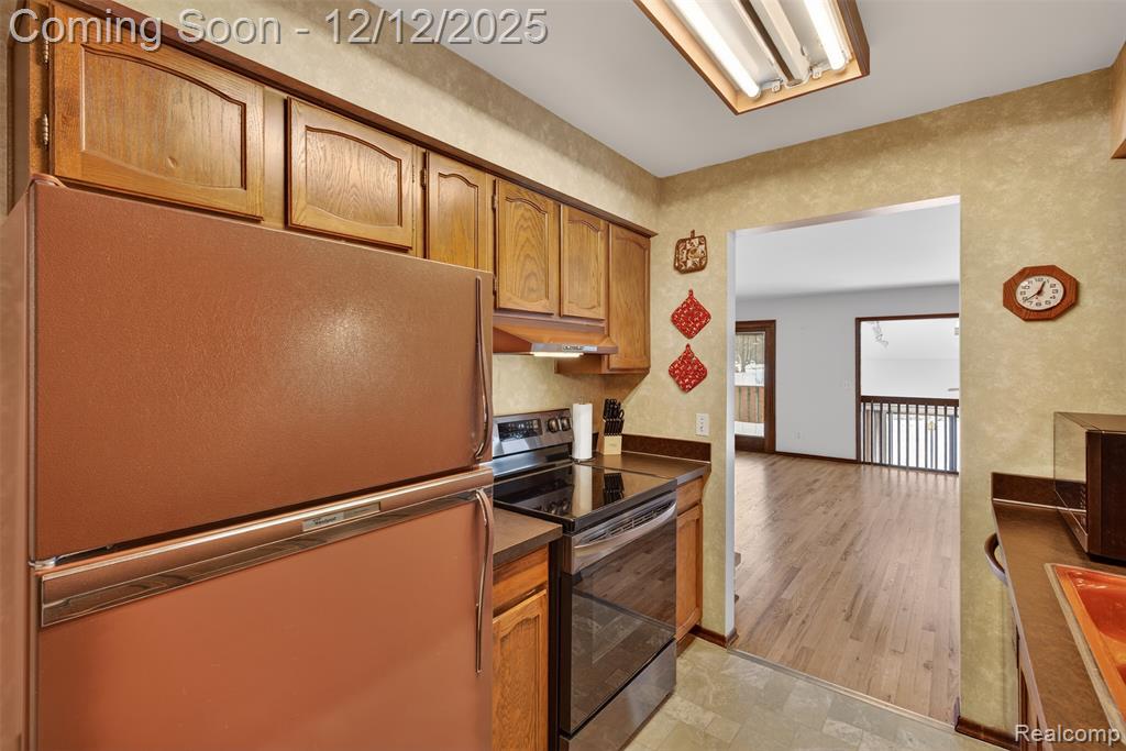 6347 Johnson Road Flushing, MI 48433 - Photo 9 of 43
