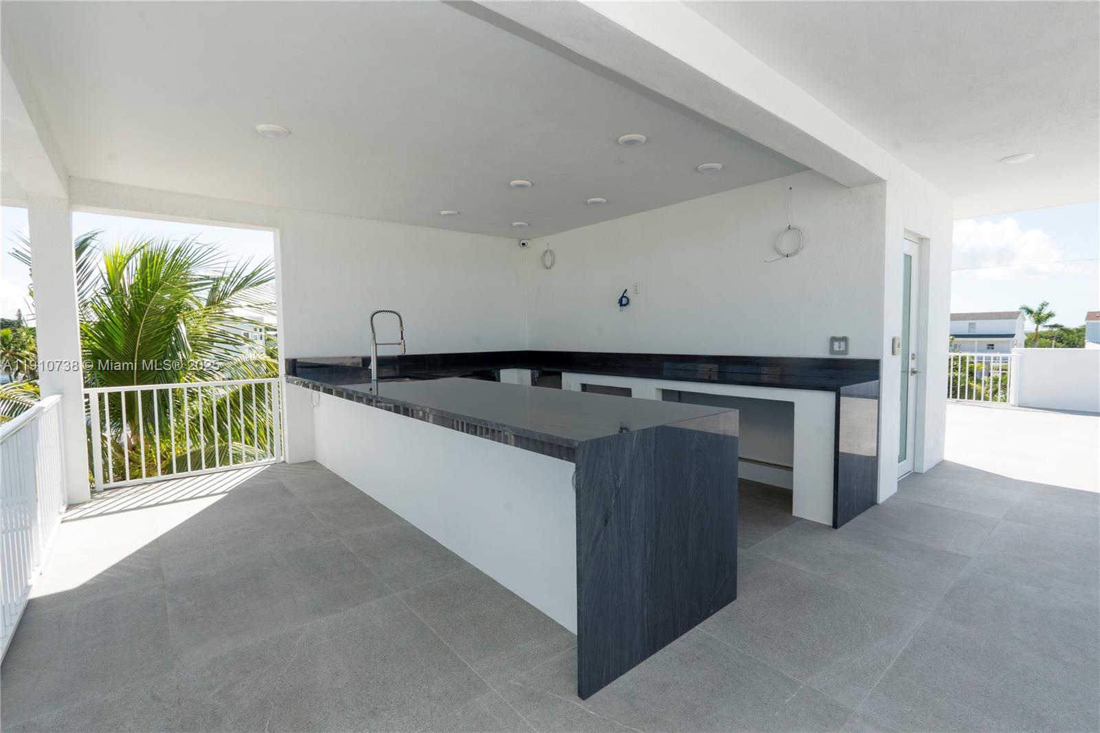 167 Long Key Road Key Largo, FL 33037 - Photo 11 of 26 Gallery Image 11
