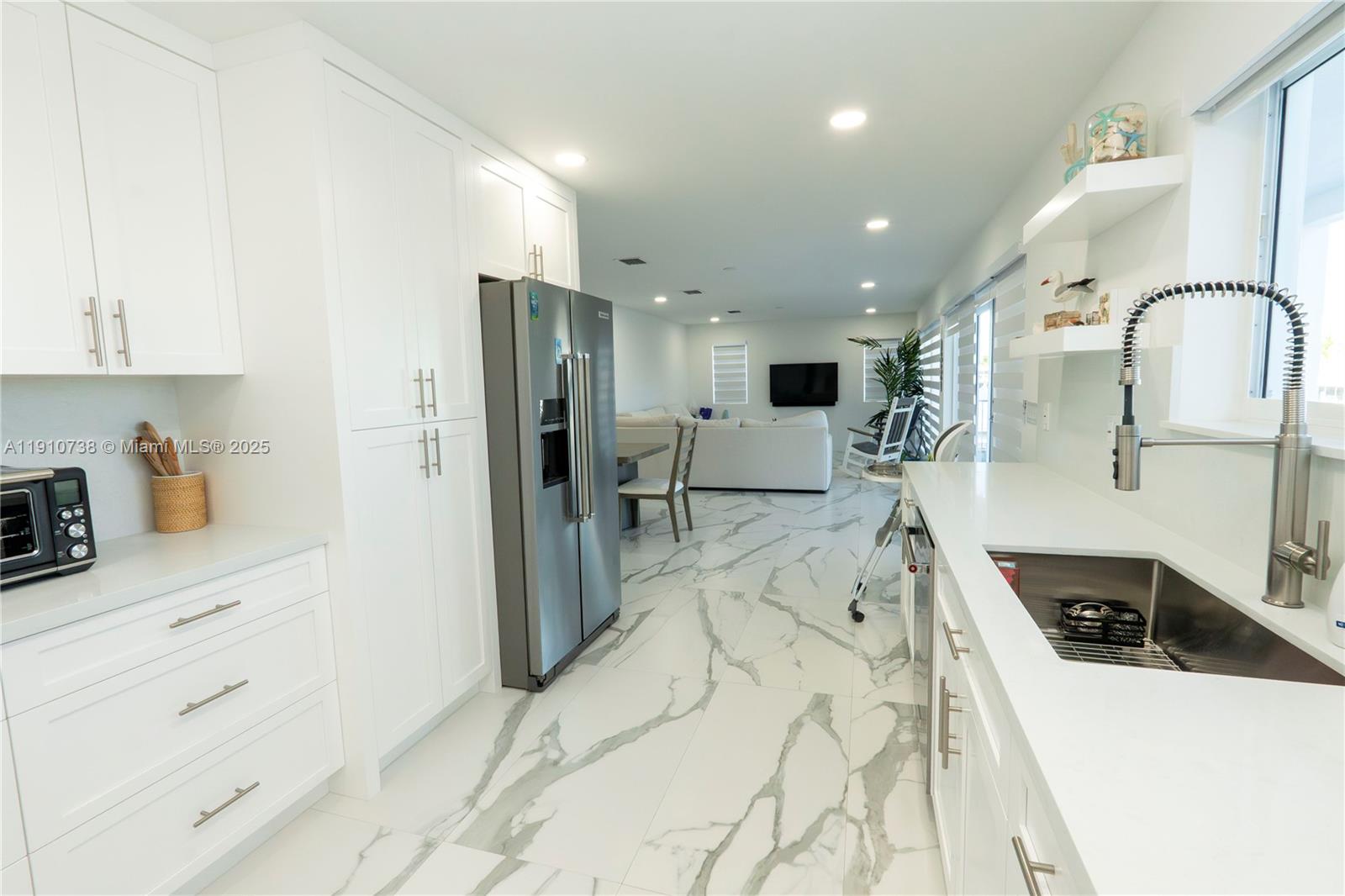 167 Long Key Road Key Largo, FL 33037 - Photo 12 of 26 Gallery Image 12