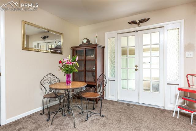 1598 Collins Road Colorado Springs, CO 80920 - Photo 7 of 25 Gallery Image 7