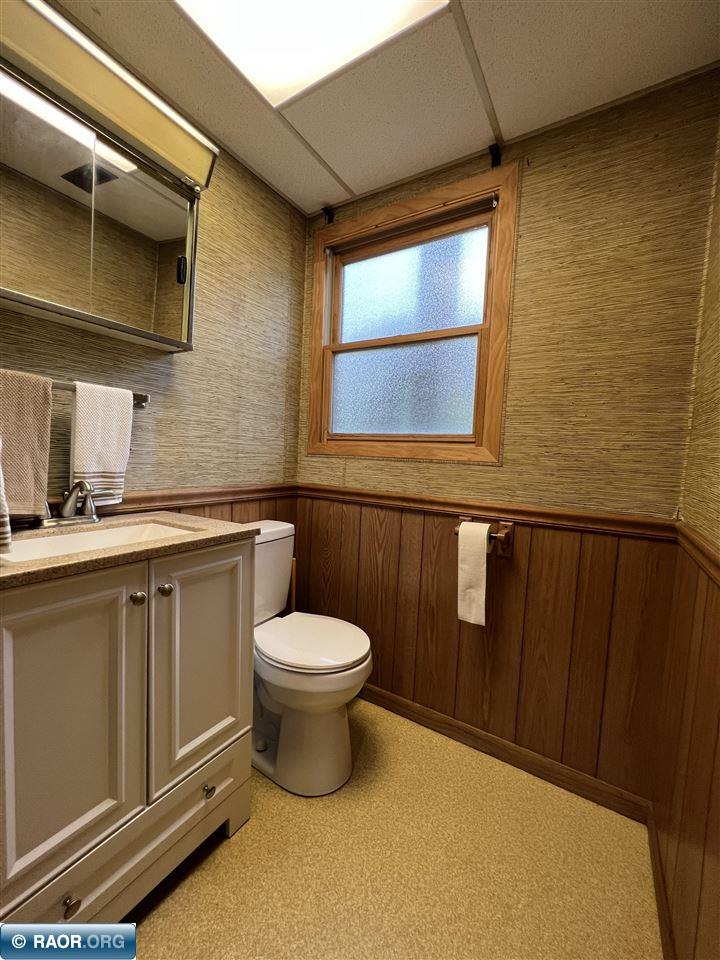 11999 Lindquist Road Hibbing, MN 55746 - Photo 24 of 33