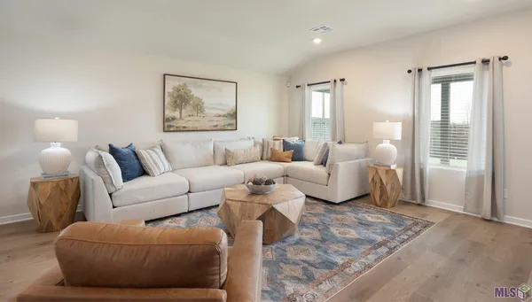 $287,900 | 15527 Rocco Drive, Baker, LA 70714