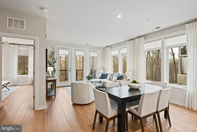 $617,000 | 1669 Bandit Loop, Unit 109A, Reston, VA 20190