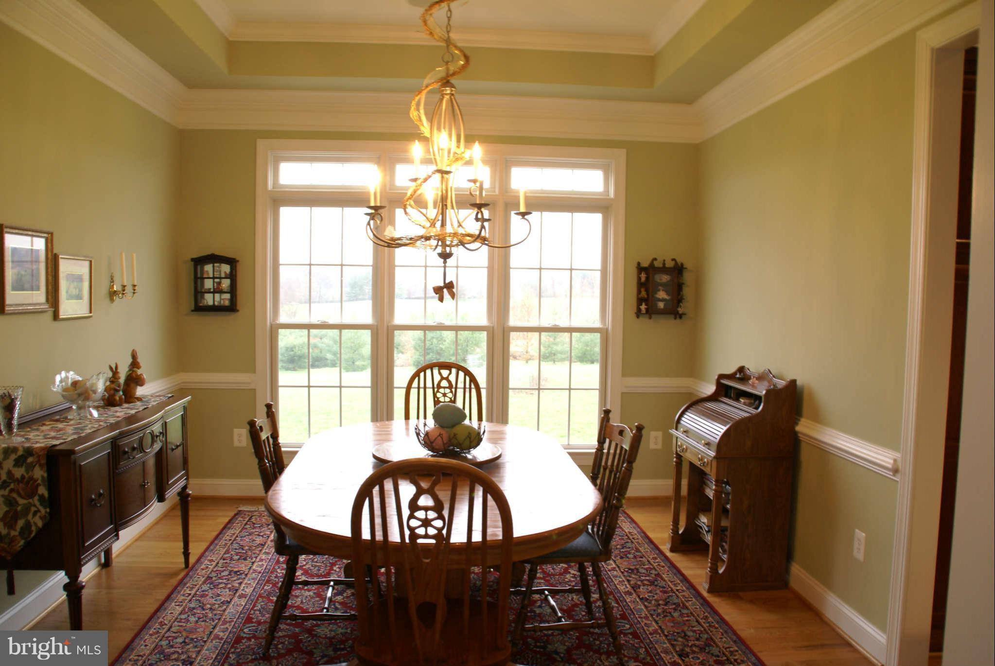 36777 Paxson Road Purcellville, VA 20132 - Photo 3 of 24 Dining Room