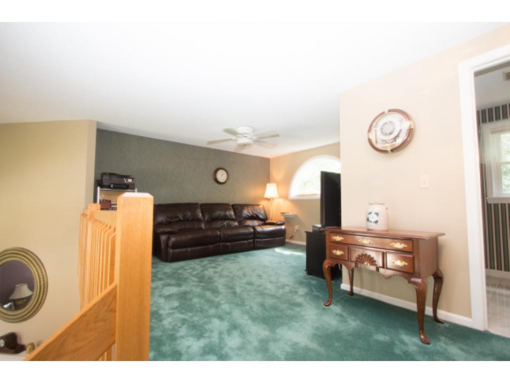413 Elk Run Road, Unit 413 Hudson, NH 03051 - Photo 15 of 24