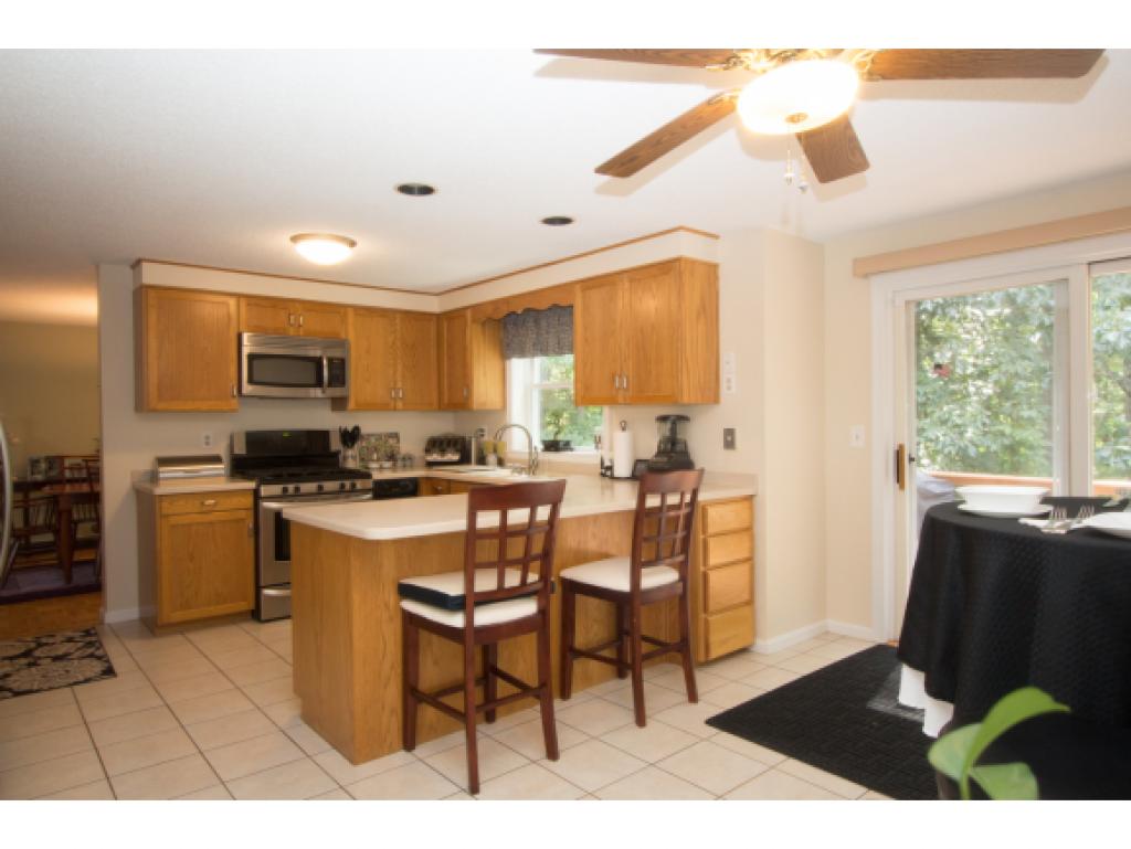 413 Elk Run Road, Unit 413 Hudson, NH 03051 - Photo 3 of 24