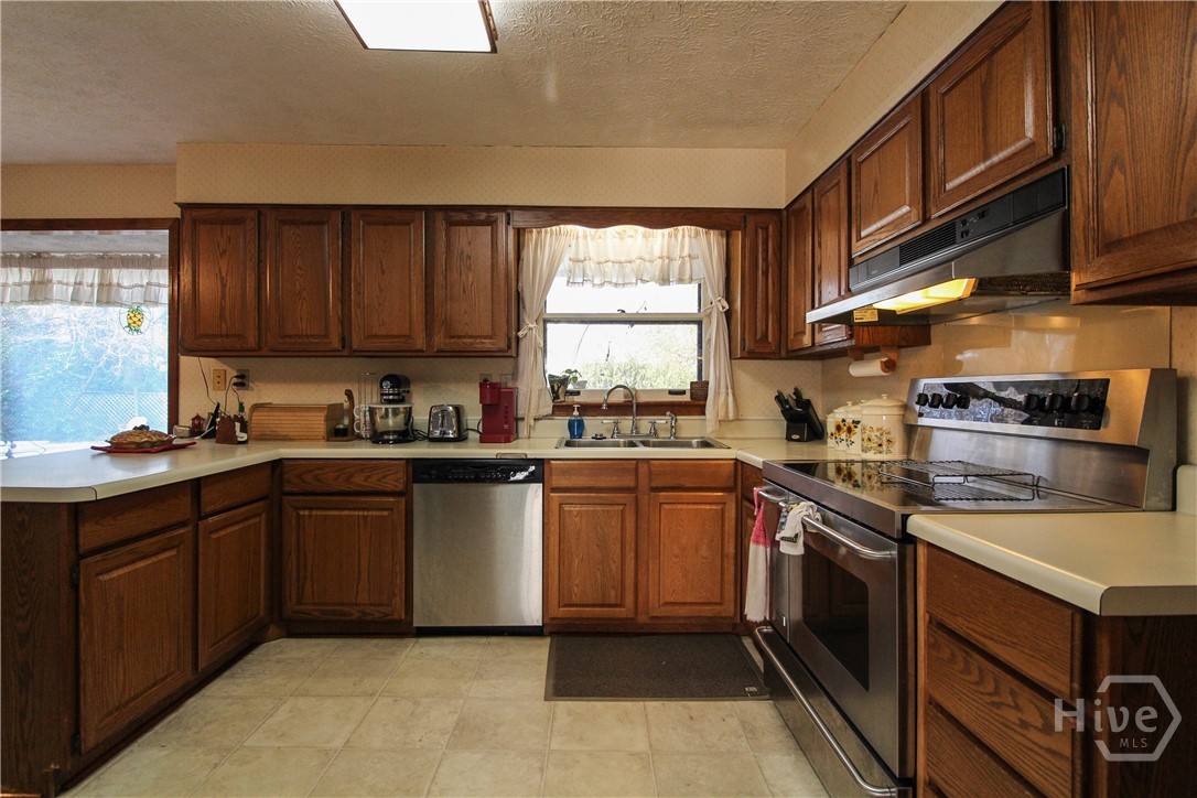 921 Highway 72 Comer, GA 30629 - Photo 10 of 55