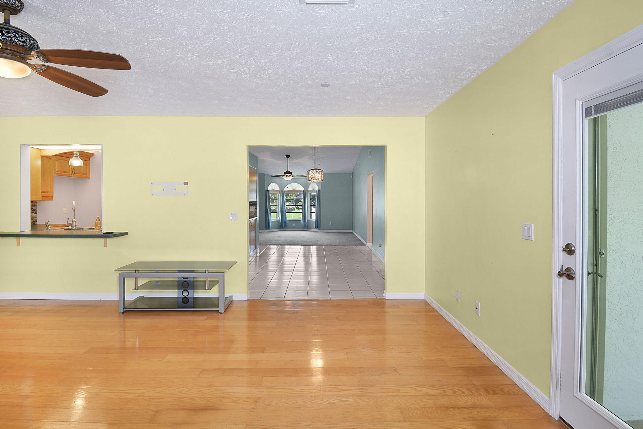 895 Southeast Waterside Way Stuart, FL 34997 - Photo 29 of 68 family room