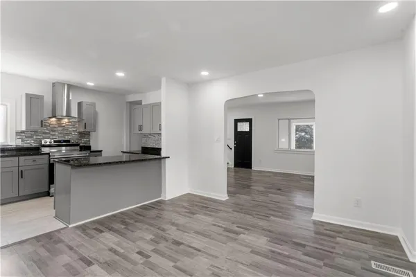 $215,000 | 5622 Moore Avenue, Verona, PA 15147