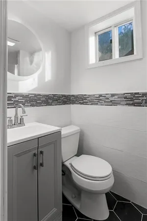 $215,000 | 5622 Moore Avenue, Verona, PA 15147