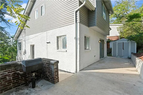 $215,000 | 5622 Moore Avenue, Verona, PA 15147