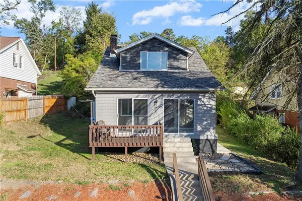 $215,000 | 5622 Moore Avenue, Verona, PA 15147