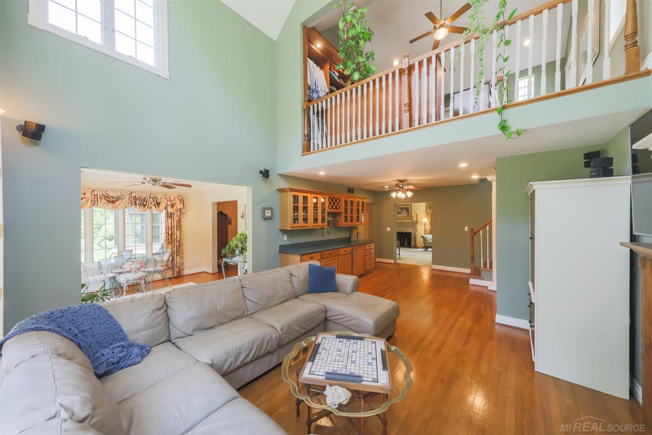 821 Trombley Road Grosse Pointe, MI 48230 - Photo 17 of 60 Family Room