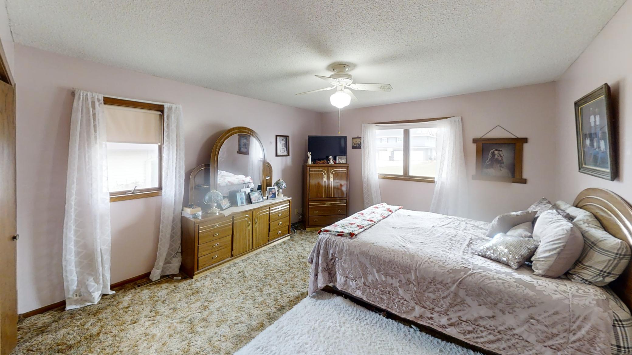 1412 Regency Lane Albert Lea, MN 56007 - Photo 18 of 24