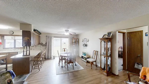 $189,900 | 1412 Regency Lane, Albert Lea, MN 56007