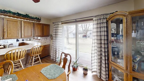 $189,900 | 1412 Regency Lane, Albert Lea, MN 56007