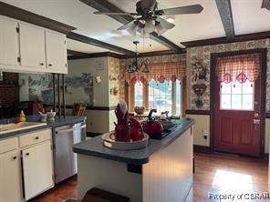 11 Johnson Point Road Hallieford, VA 23068 - Photo 7 of 46