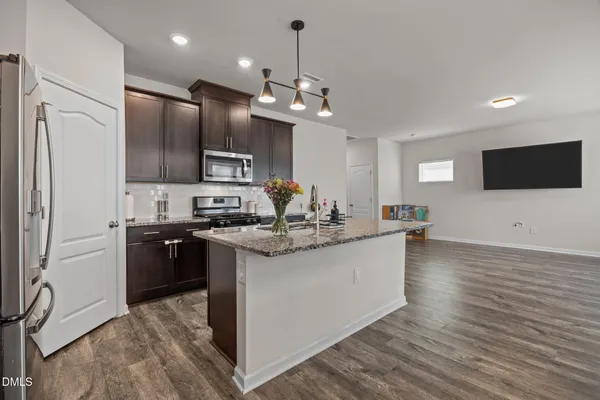 $2,100 | 105 Wilbur Lake Drive, Fuquay-Varina, NC 27526