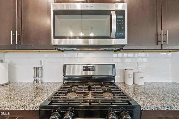 $2,100 | 105 Wilbur Lake Drive, Fuquay-Varina, NC 27526