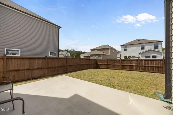 $2,100 | 105 Wilbur Lake Drive, Fuquay-Varina, NC 27526