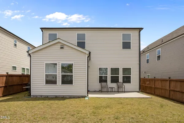 $2,100 | 105 Wilbur Lake Drive, Fuquay-Varina, NC 27526