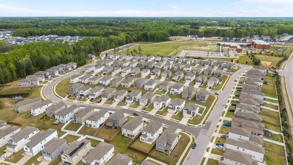 $2,100 | 105 Wilbur Lake Drive, Fuquay-Varina, NC 27526