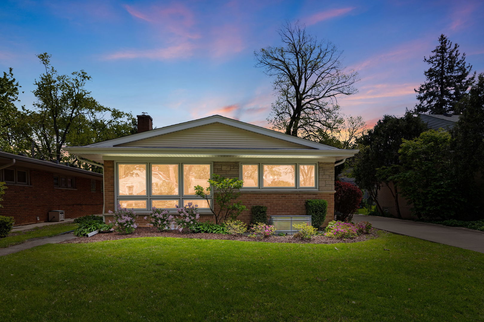 1803 South Crescent Avenue Park Ridge, IL 60068 - Photo 1 of 23
