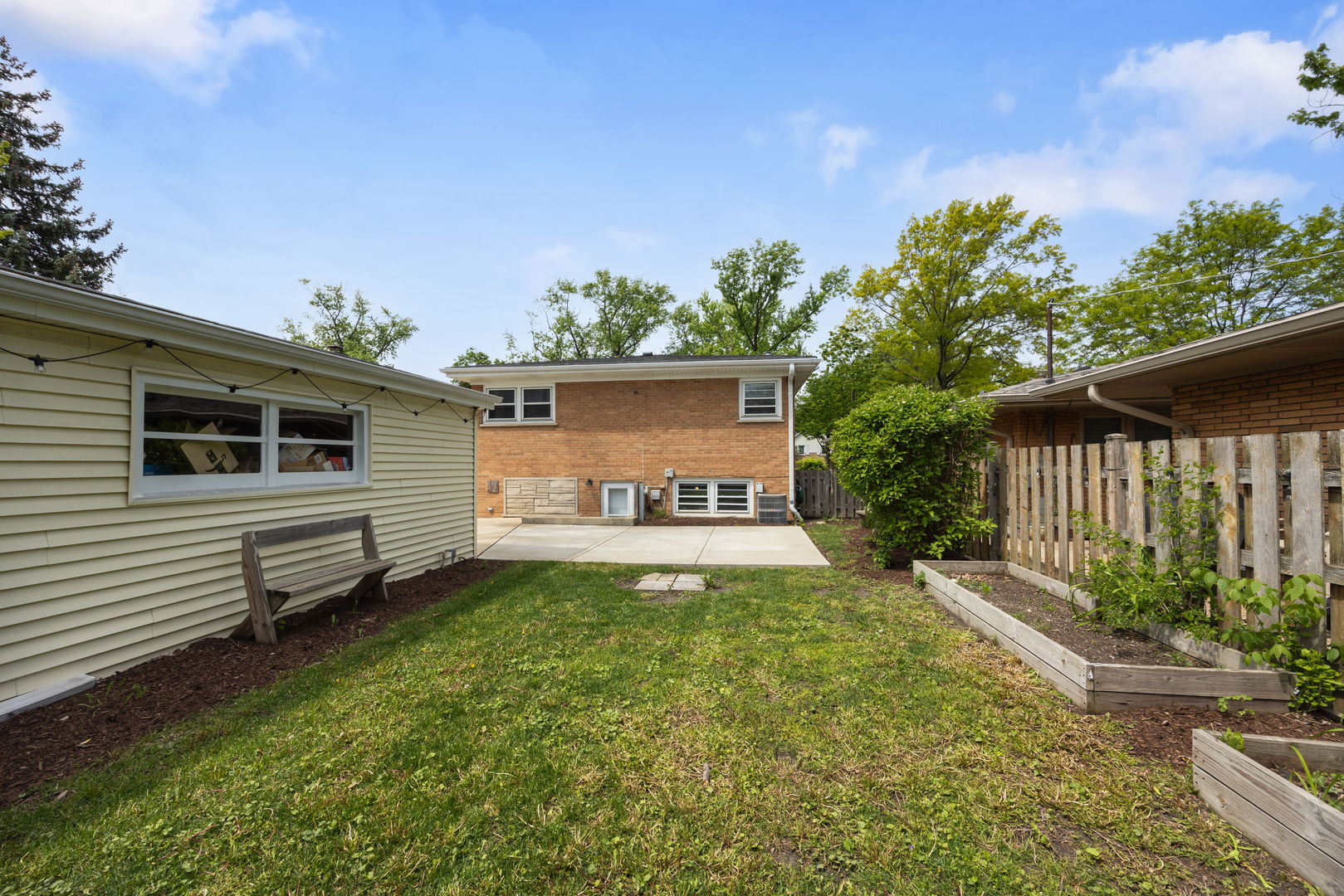 1803 South Crescent Avenue Park Ridge, IL 60068 - Photo 21 of 23